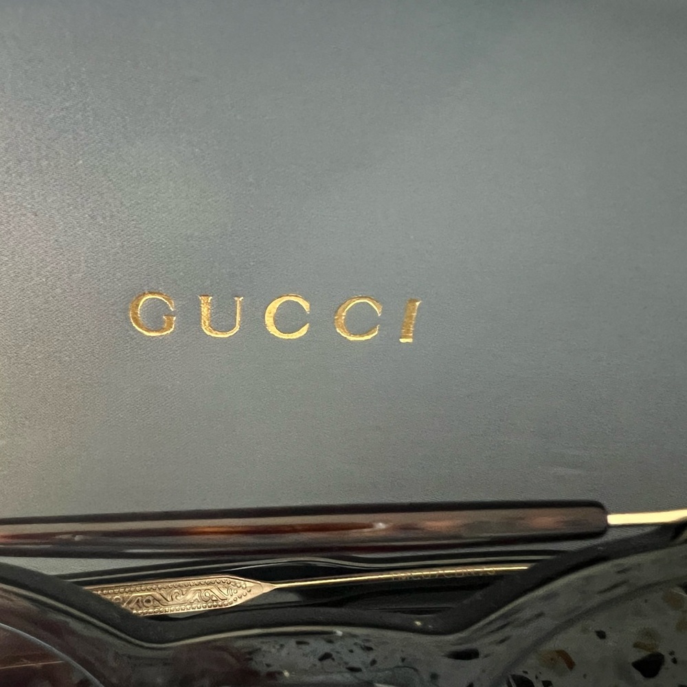 GUCCI SUNGLASSES - Picture 12 of 13